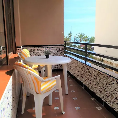 Elizabeth With Seaviews! Appartamento *